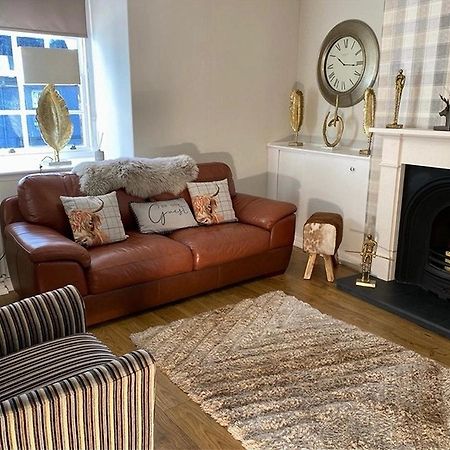 Menstrie Castle Stay Stirling Bagian luar foto